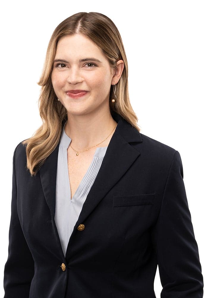 Emma Walsh Headshot